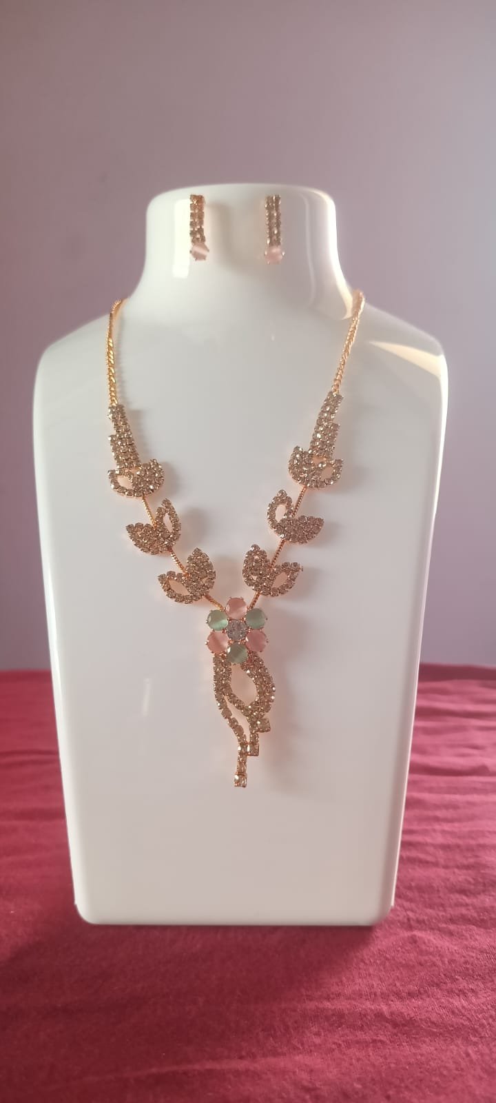 delicate floral necklace set