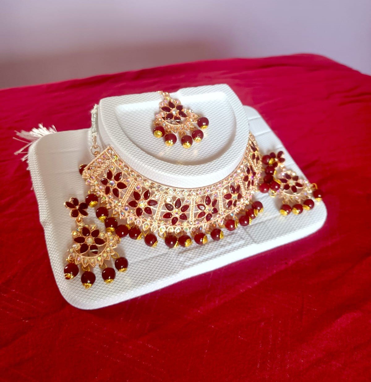 maroon beads kundan choker necklace set